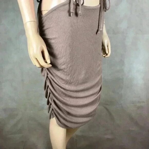 Cut-Out Waist Ruched Bodycon Dress NEW Size Large - Picture 6 of 11